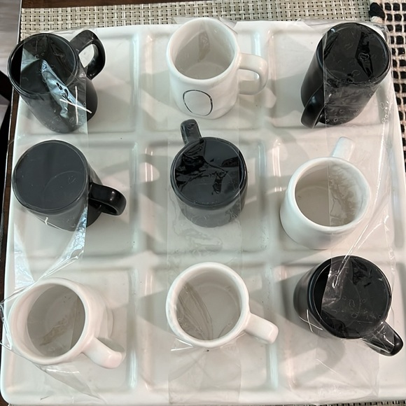 RAE DUNN 2019 TIC TAC TOE DRINKING GAME - Picture 3 of 7